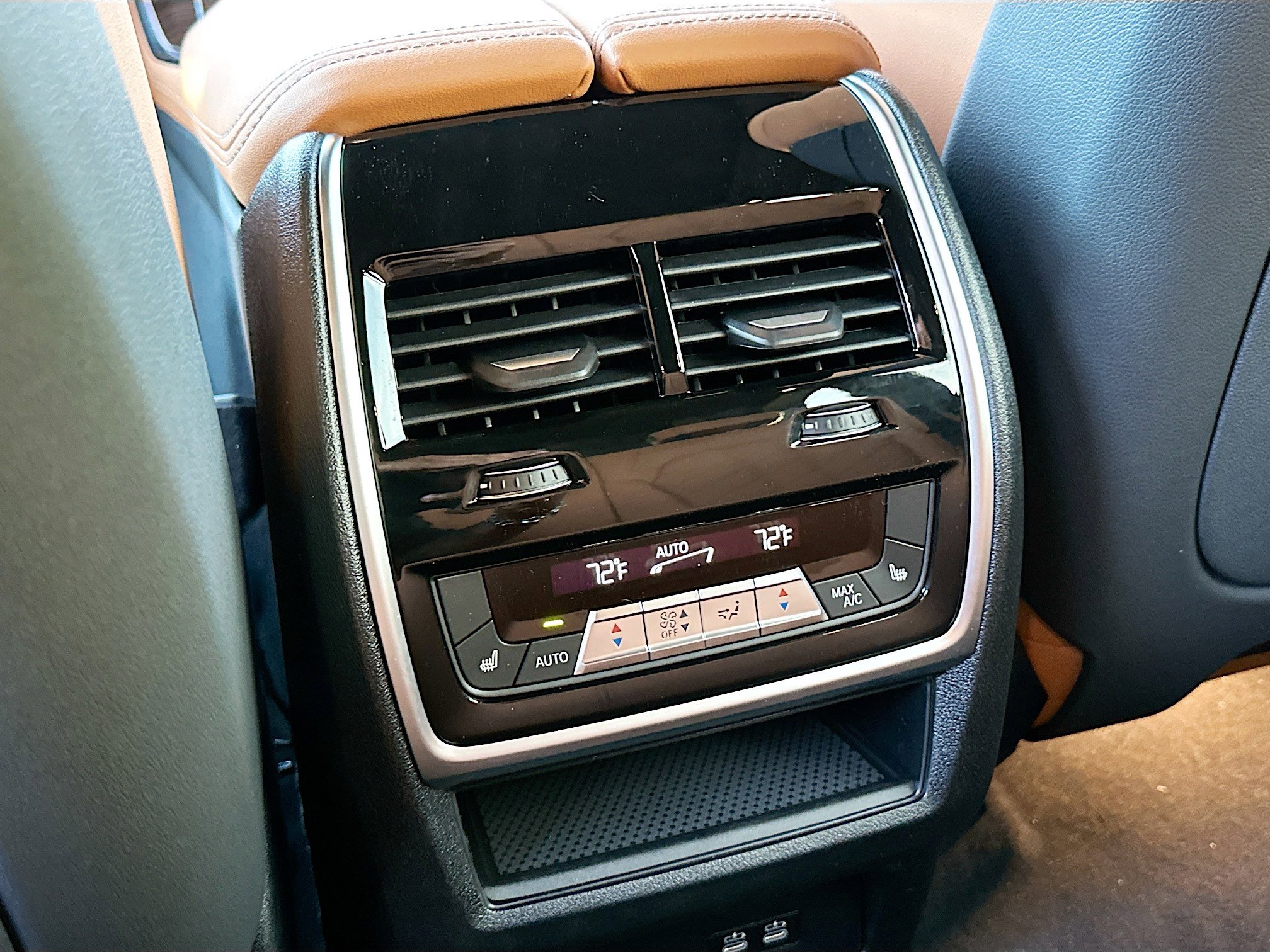 New 2026 BMW X5 xDrive50e w/ Climate Comfort Package image 20