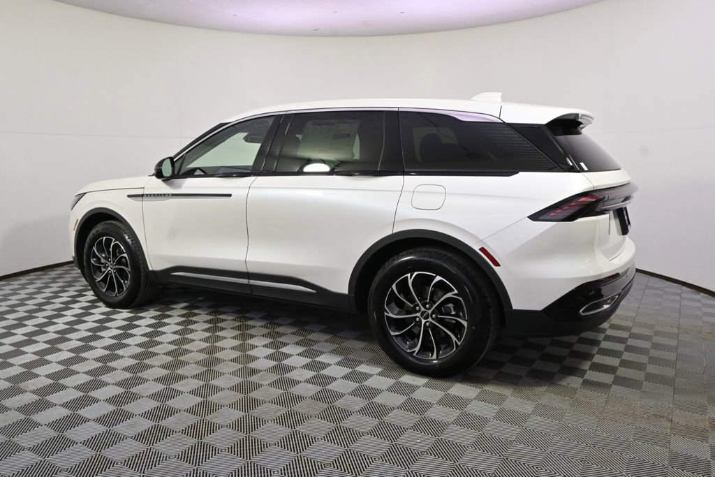 New 2026 Lincoln Nautilus Premier w/ Equipment Group 102A image 3