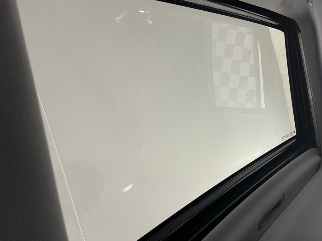 Used 2018 GMC Sierra 1500 SLT w/ SLT Premium Package image 17