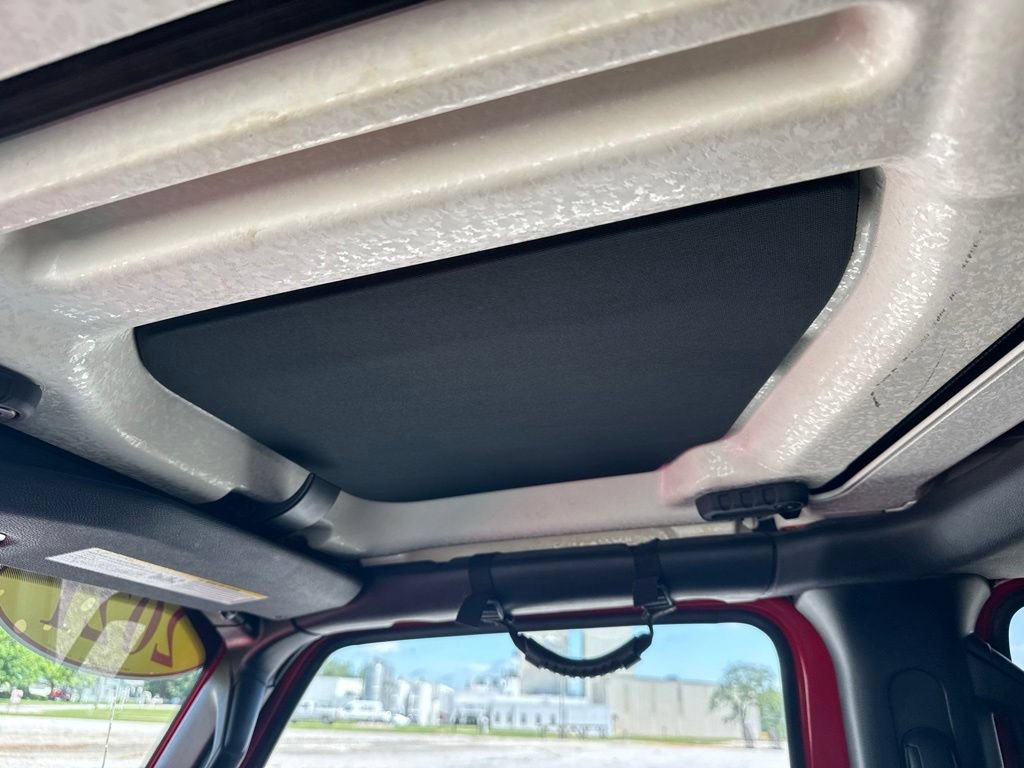 Used 2021 Jeep Gladiator Sport AWD/4WD image 36