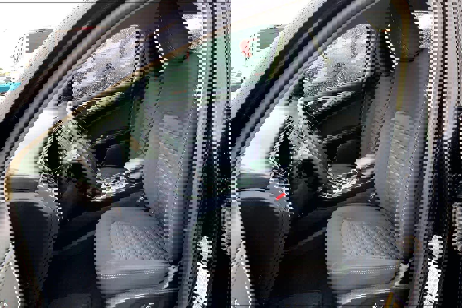 Used 2020 Ford Fusion SE image 8