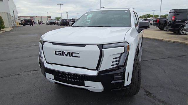 New 2025 GMC Sierra EV Denali image 3
