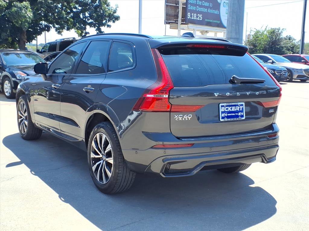 Used 2024 Volvo XC60 B5 Plus w/ Protection Package Premier image 4