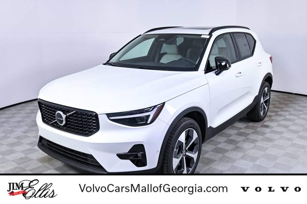 New 2026 Volvo XC40 B5 Plus w/ Protection Package Premier