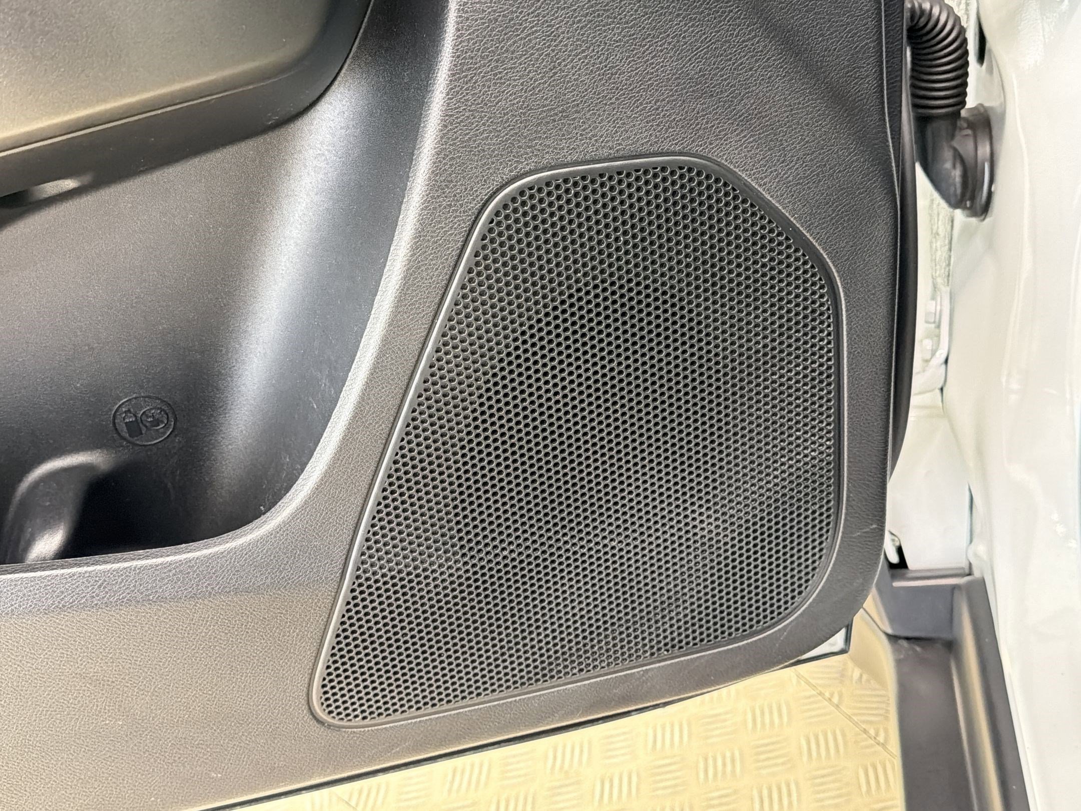 Used 2022 Jeep Cherokee Trailhawk image 19