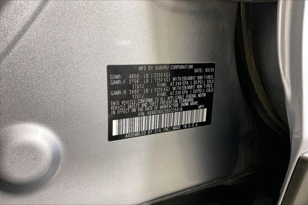 Used 2025 Subaru Outback Premium AWD/4WD image 39