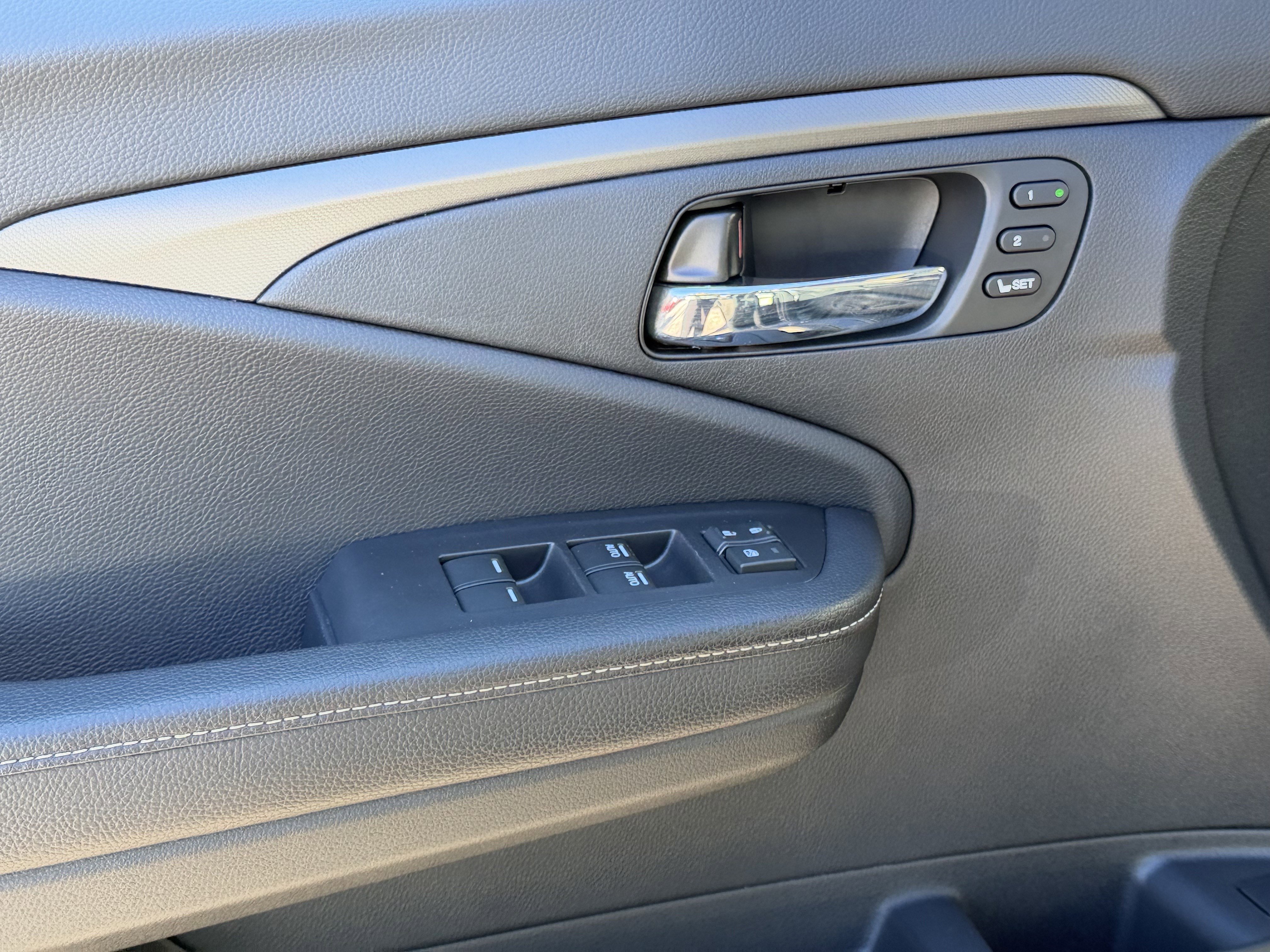 Certified 2024 Honda Ridgeline RTL+ image 11