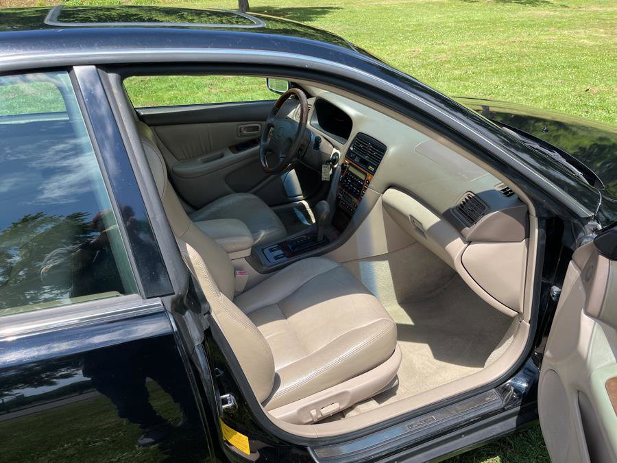 Used 2001 Lexus ES 330 image 36