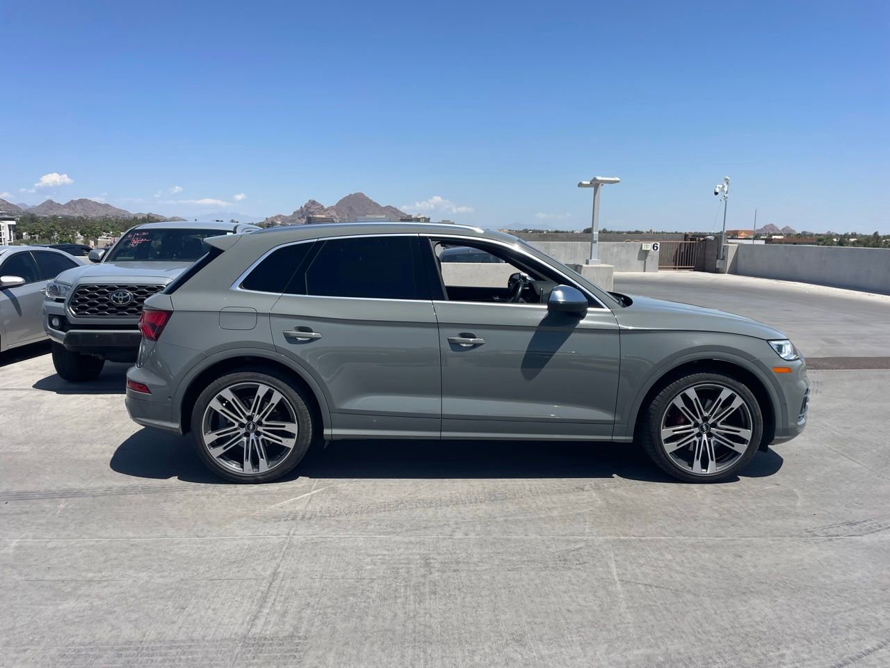 Used 2019 Audi SQ5 Prestige AWD/4WD image 2