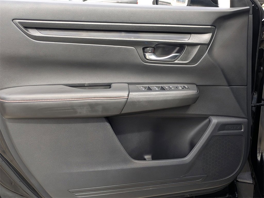 Used 2024 Honda CR-V Sport image 11