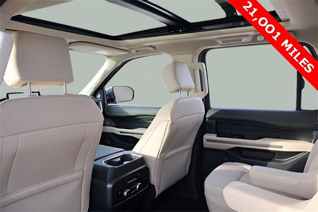 Used 2023 Ford Expedition Platinum image 15