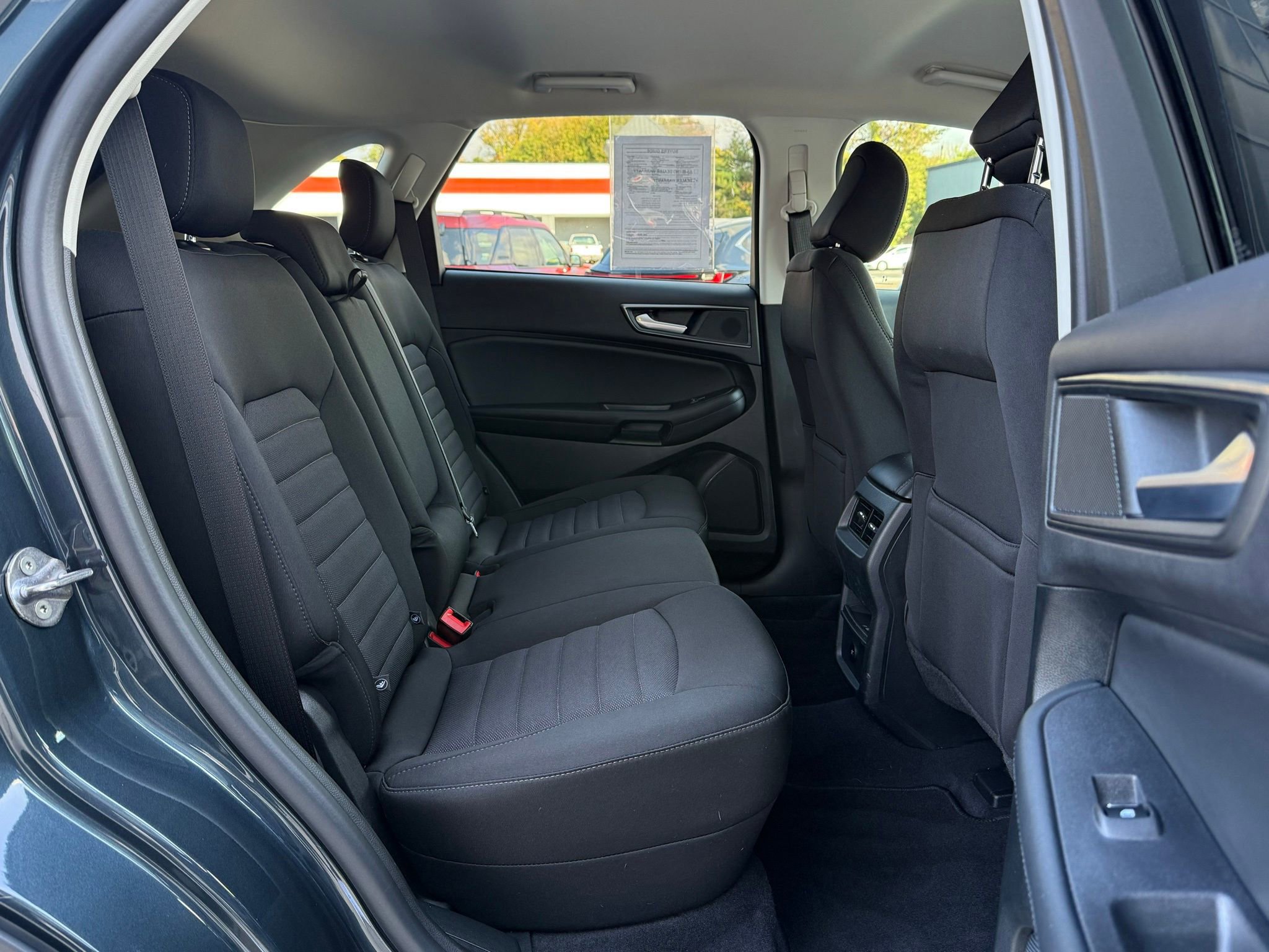 Used 2024 Ford Edge SE image 20