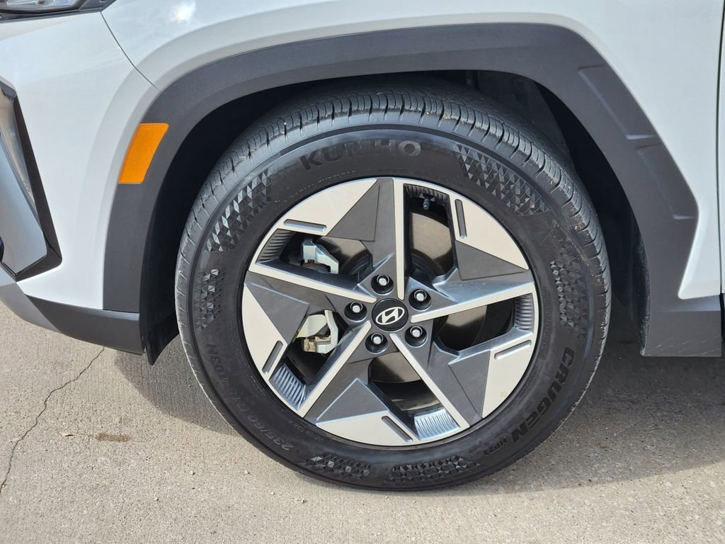 Certified 2025 Hyundai Tucson SEL image 10