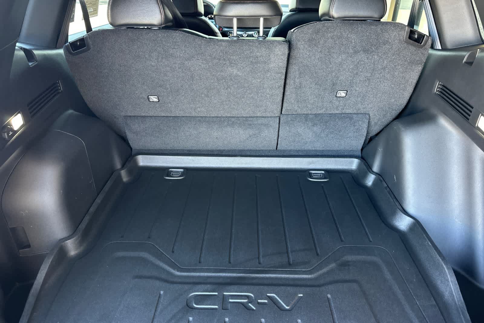 Used 2025 Honda CR-V Sport-L image 14