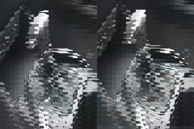 New 2025 Kia K4 LXS image 18