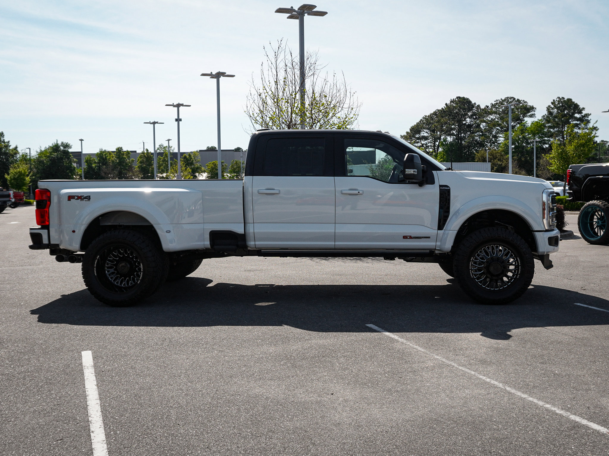 Used 2026 Ford F450 Platinum w/ FX4 Off-Road Package AWD/4WD image 11