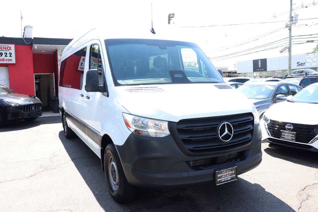 Used 2025 Mercedes-Benz Sprinter 2500 image 7
