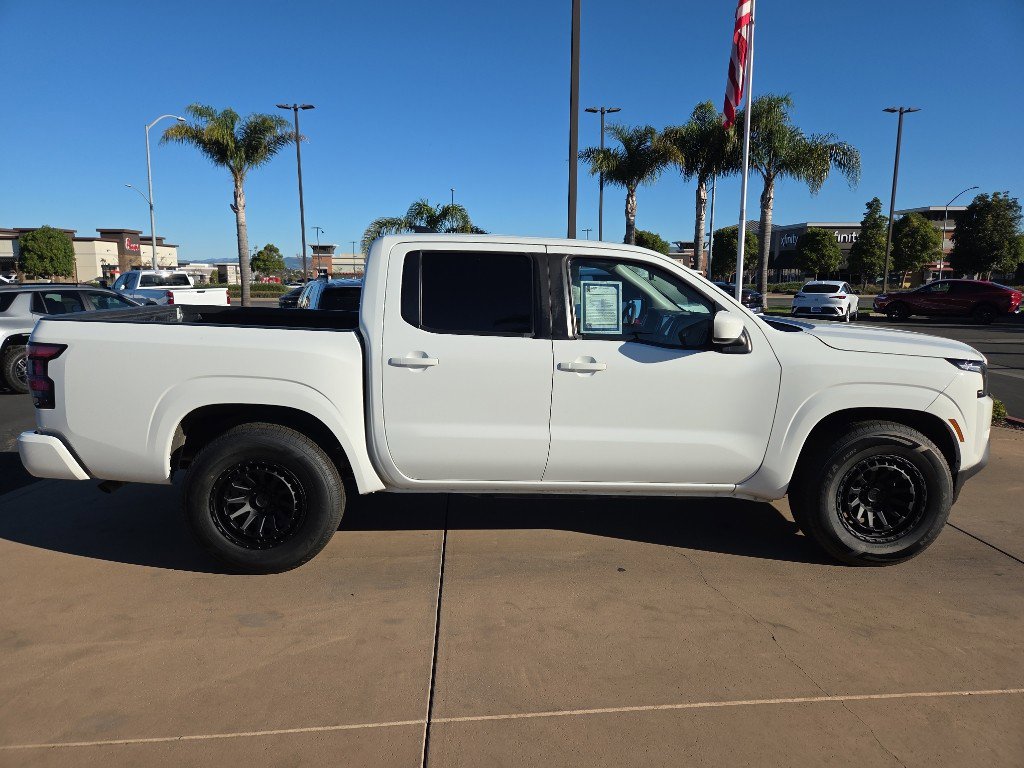 Used 2023 Nissan Frontier SV image 7
