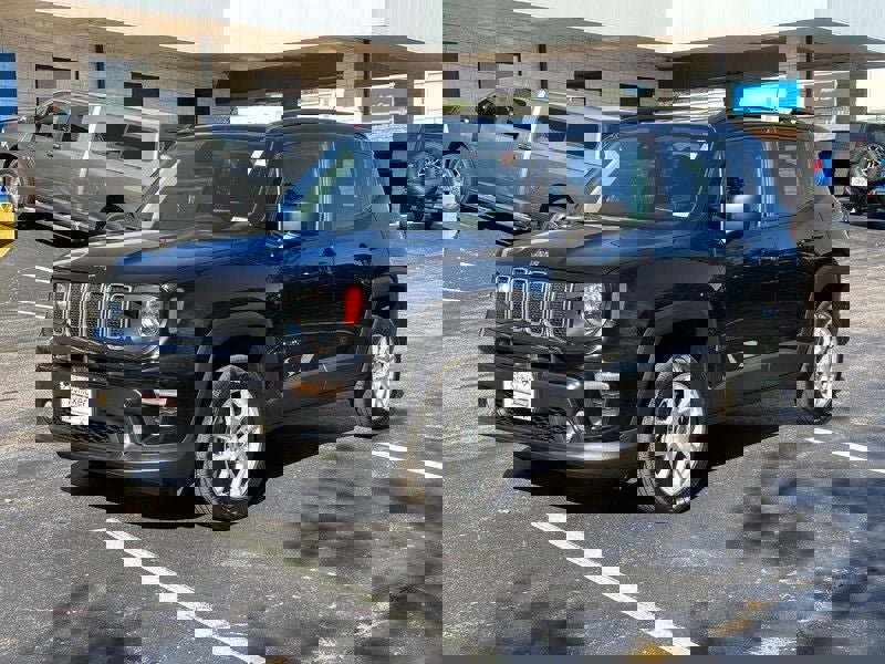 Used 2022 Jeep Renegade Latitude image 8