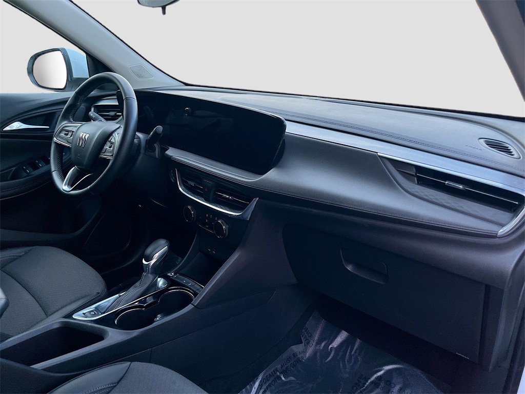 Used 2024 Buick Encore GX Preferred image 27