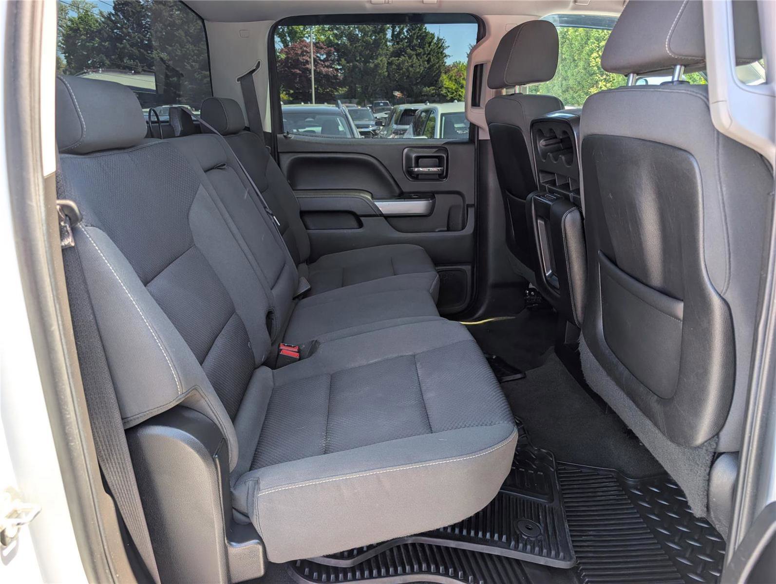 Used 2015 Chevrolet Silverado 2500 LT w/ LT Convenience Package AWD/4WD image 14