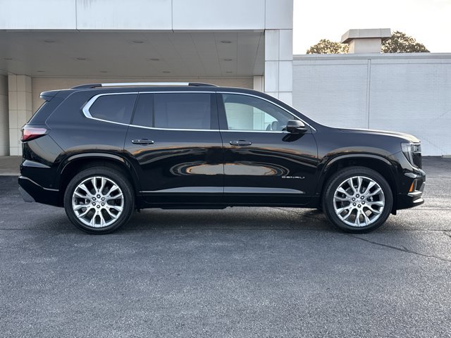 New 2026 GMC Acadia Denali w/ Super Cruise Package image 2