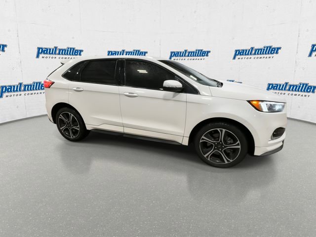 Used 2020 Ford Edge ST image 13