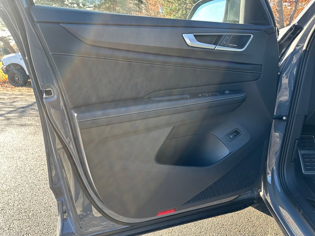 New 2026 Volkswagen Atlas Cross Sport SEL Premium R-Line image 5