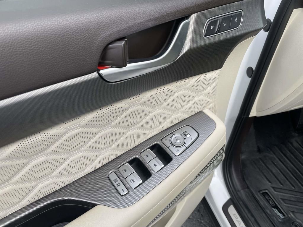 Used 2020 Hyundai Palisade Limited image 28