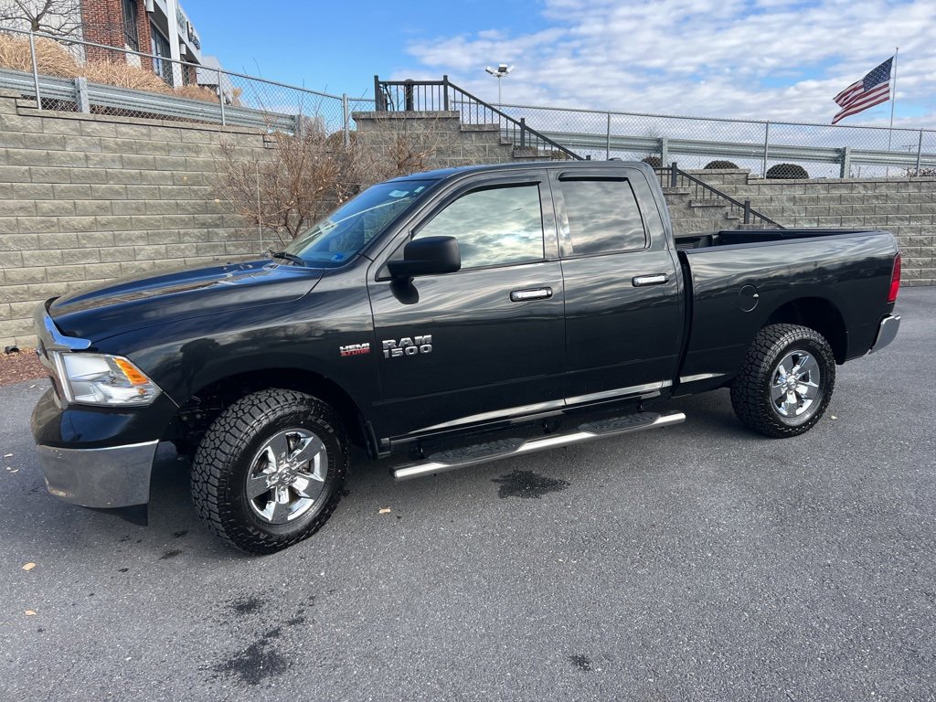 Used 2018 RAM 1500 Classic SLT image 27