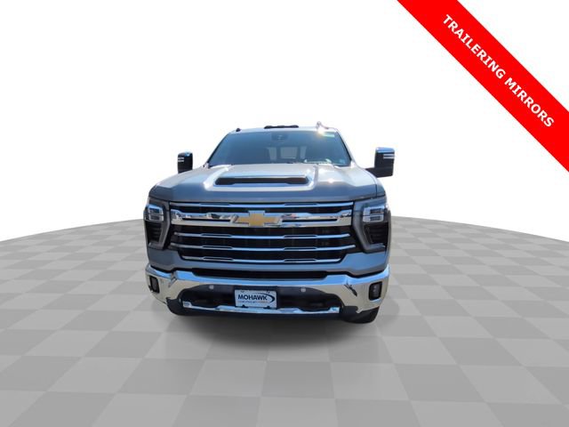 Used 2024 Chevrolet Silverado 3500 LTZ w/ LTZ Premium Package AWD/4WD image 3
