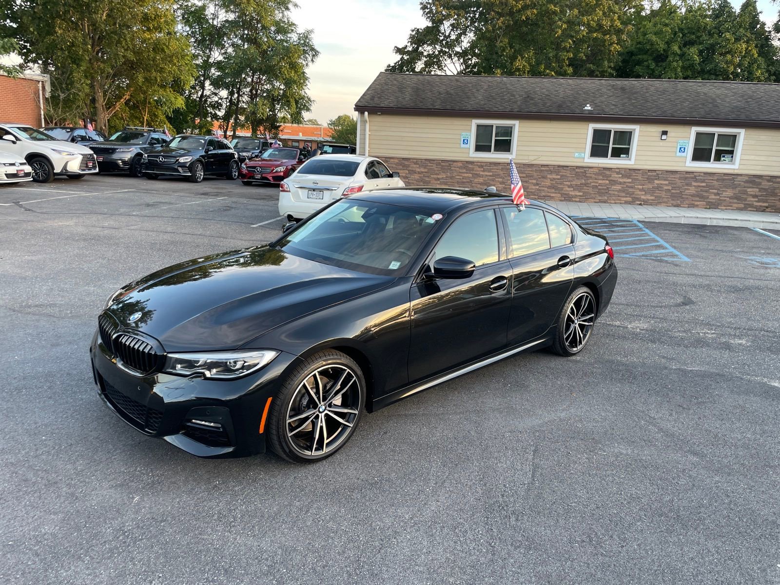 Used 2020 BMW 330i xDrive Sedan w/ M Sport Package image 35