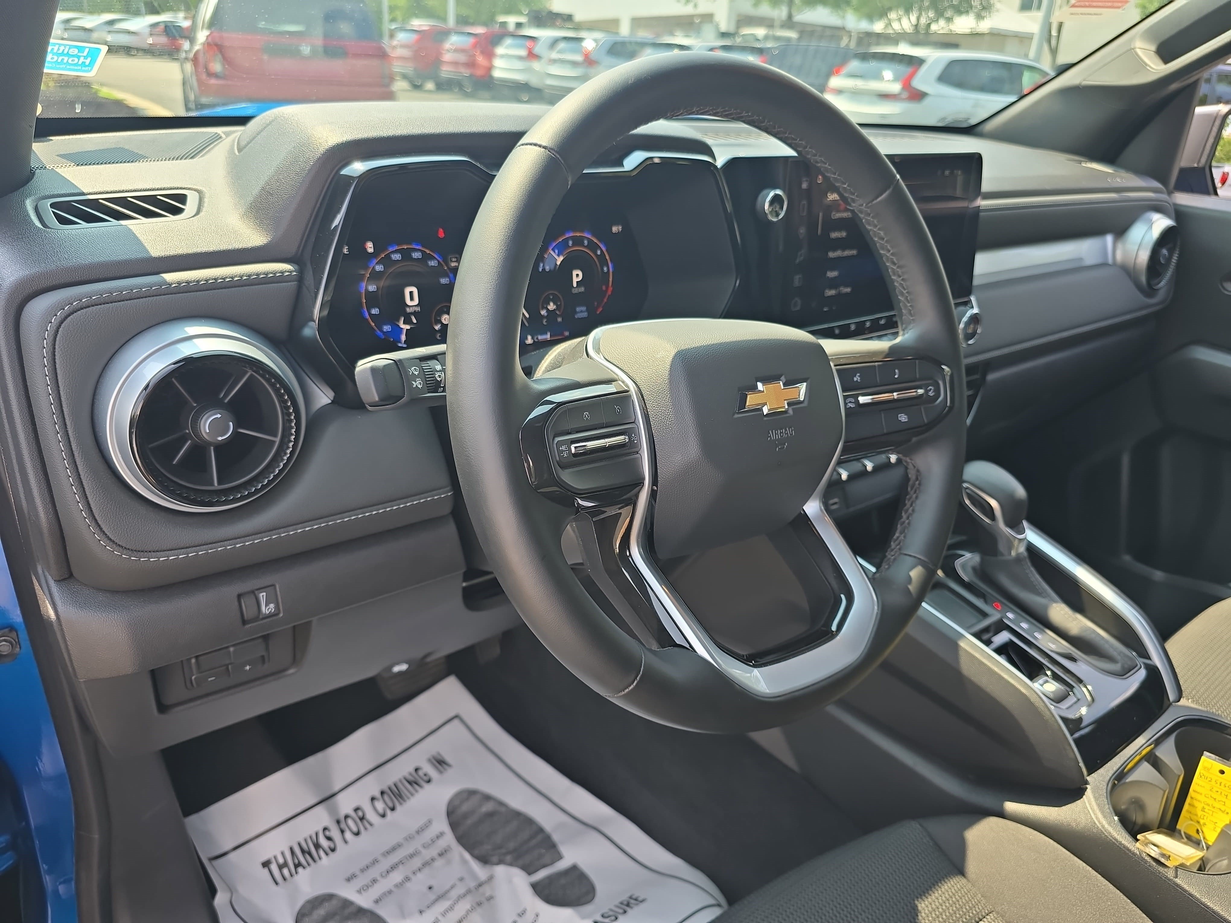 Used 2024 Chevrolet Colorado LT w/ LT Convenience Package II RWD image 16