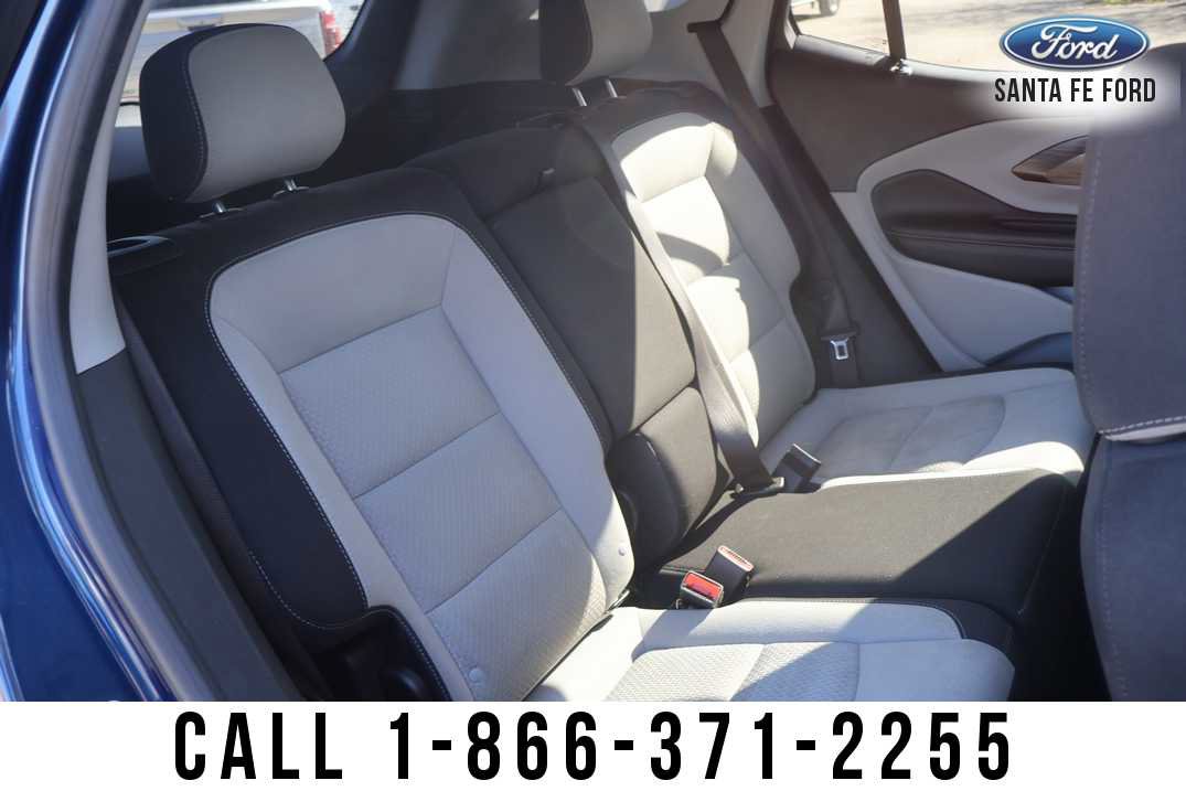 Used 2022 GMC Terrain SLE image 22
