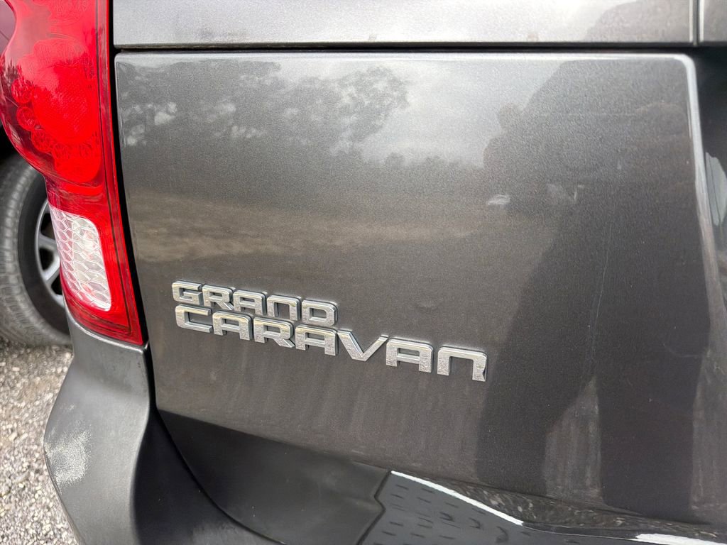 Used 2017 Dodge Grand Caravan GT FWD image 16