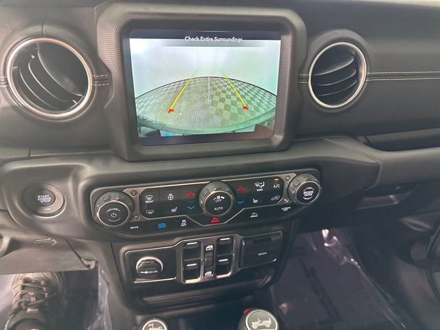 Used 2023 Jeep Wrangler Unlimited Sahara w/ Cold Weather Group AWD/4WD image 29