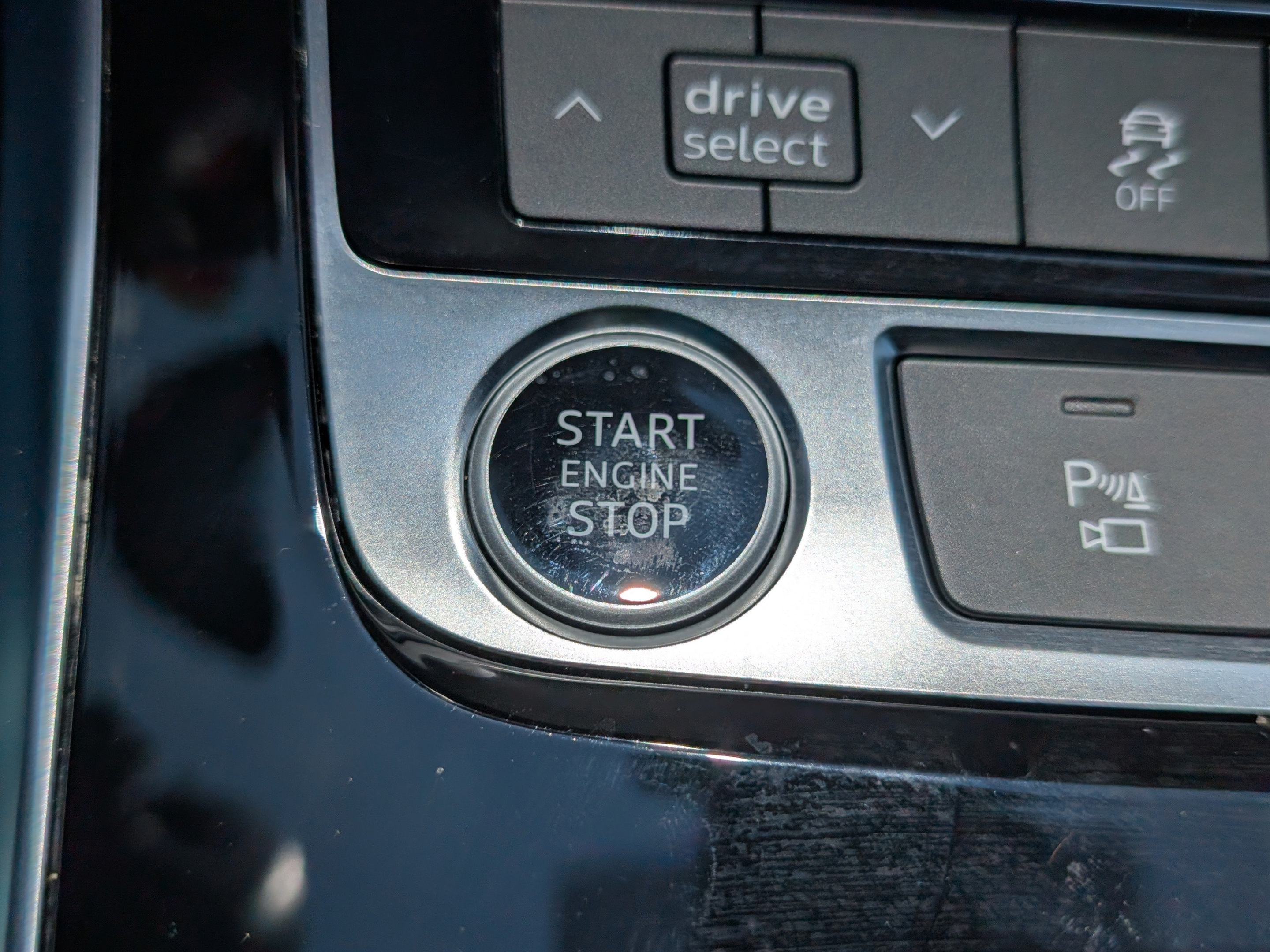 Used 2025 Audi Q7 3.0T Premium AWD/4WD image 25