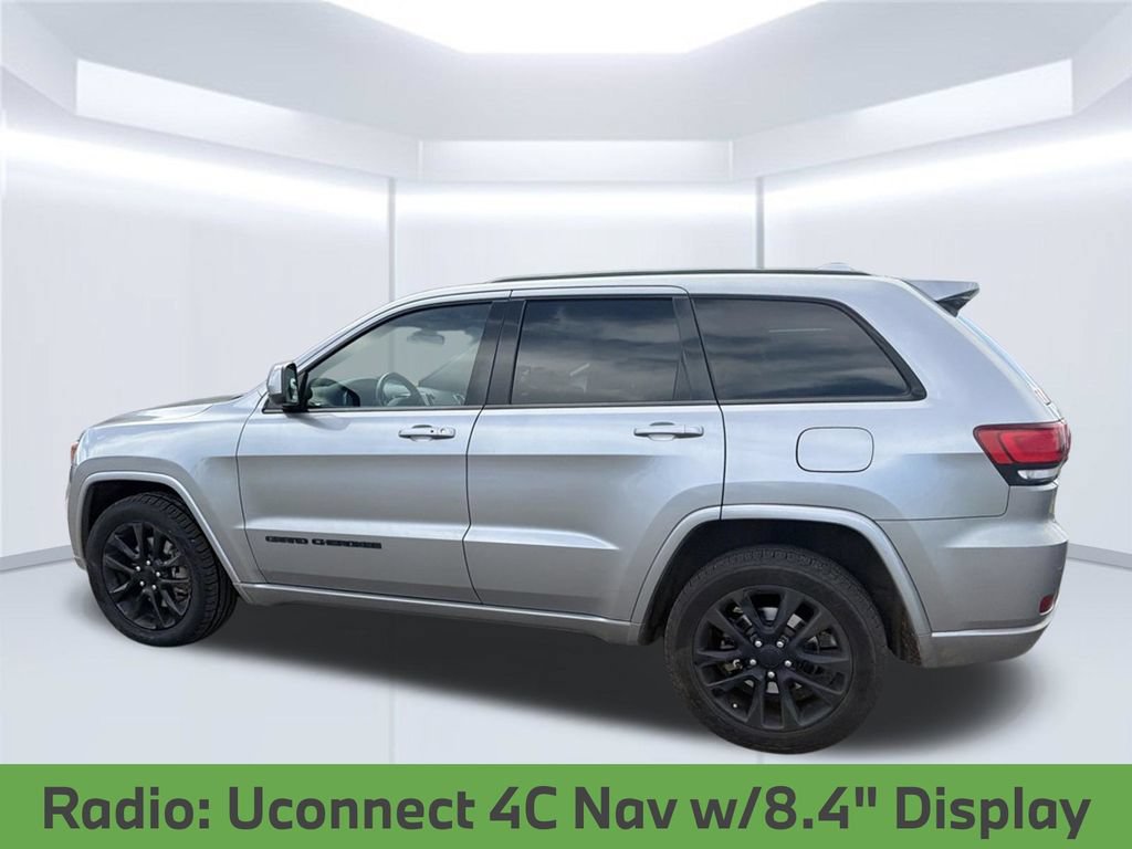Used 2021 Jeep Grand Cherokee Laredo X AWD/4WD image 18
