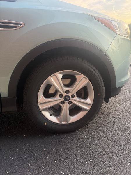 Used 2013 Ford Escape SE FWD image 6
