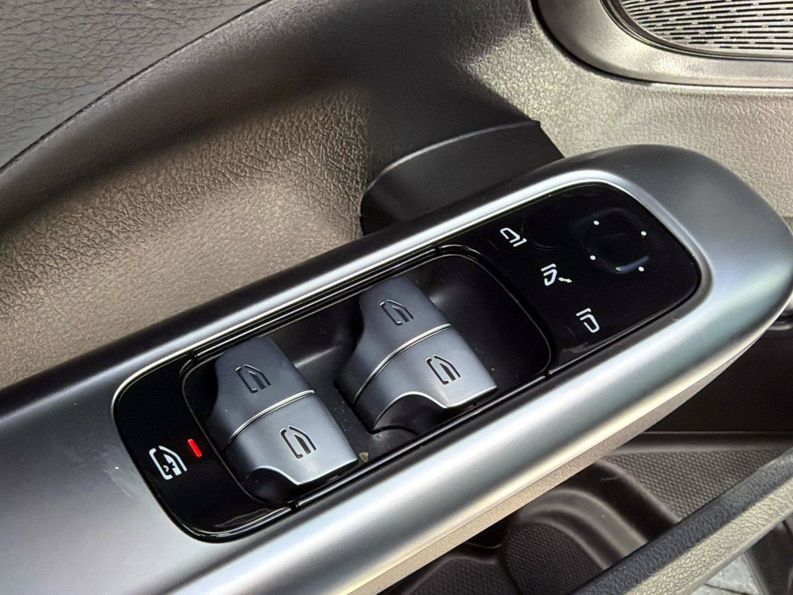 Certified 2026 Mercedes-Benz C 300 Sedan image 15