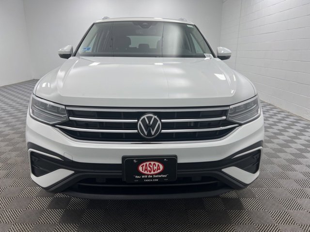 Used 2022 Volkswagen Tiguan SE image 3