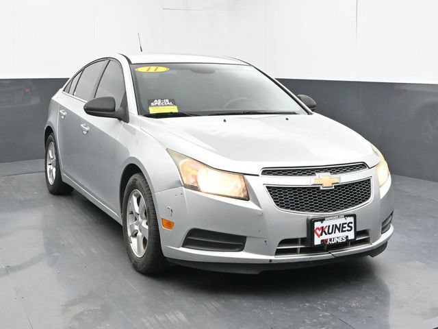 Used 2011 Chevrolet Cruze LT FWD image 5