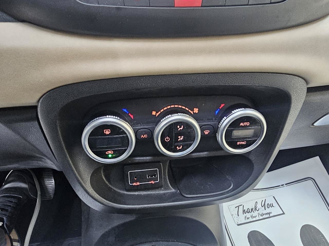 Used 2017 FIAT 500L Lounge w/ Premium Package FWD image 31