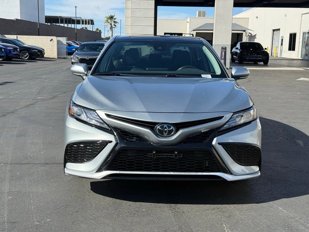 Used 2021 Toyota Camry XSE image 9