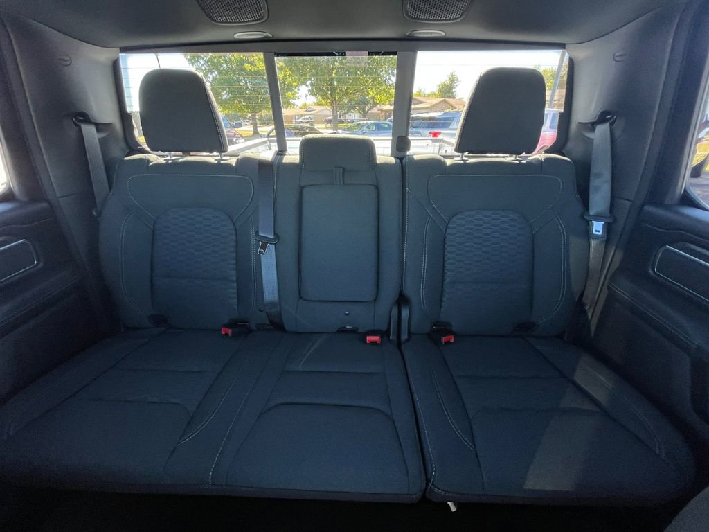 New 2026 RAM 1500 4x4 Crew Cab image 5