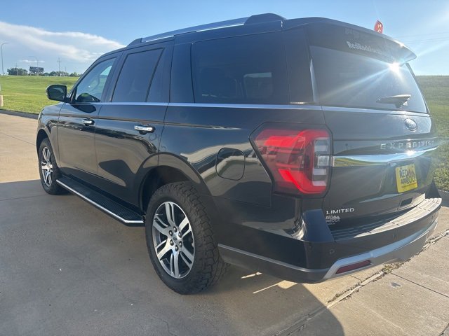 Used 2023 Ford Expedition Limited image 5