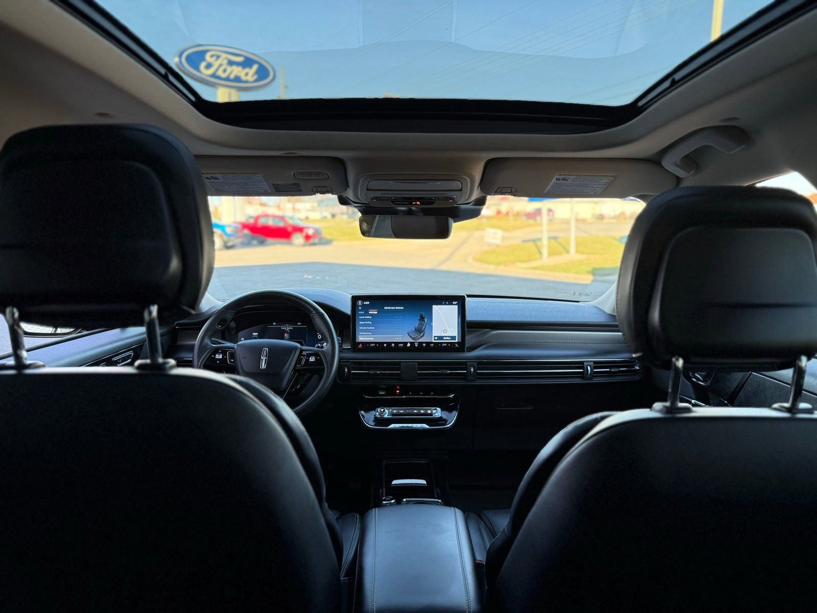 Used 2023 Lincoln Corsair Reserve w/ Equipment Group 202A image 14