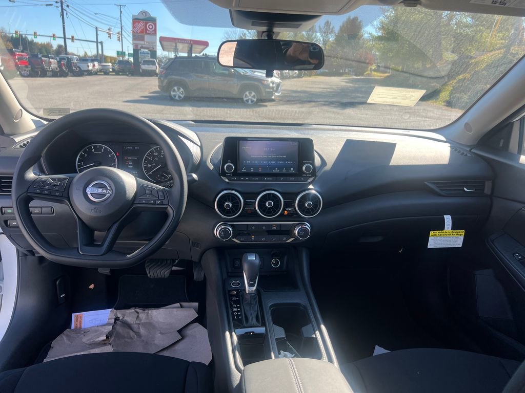 New 2025 Nissan Sentra S image 13