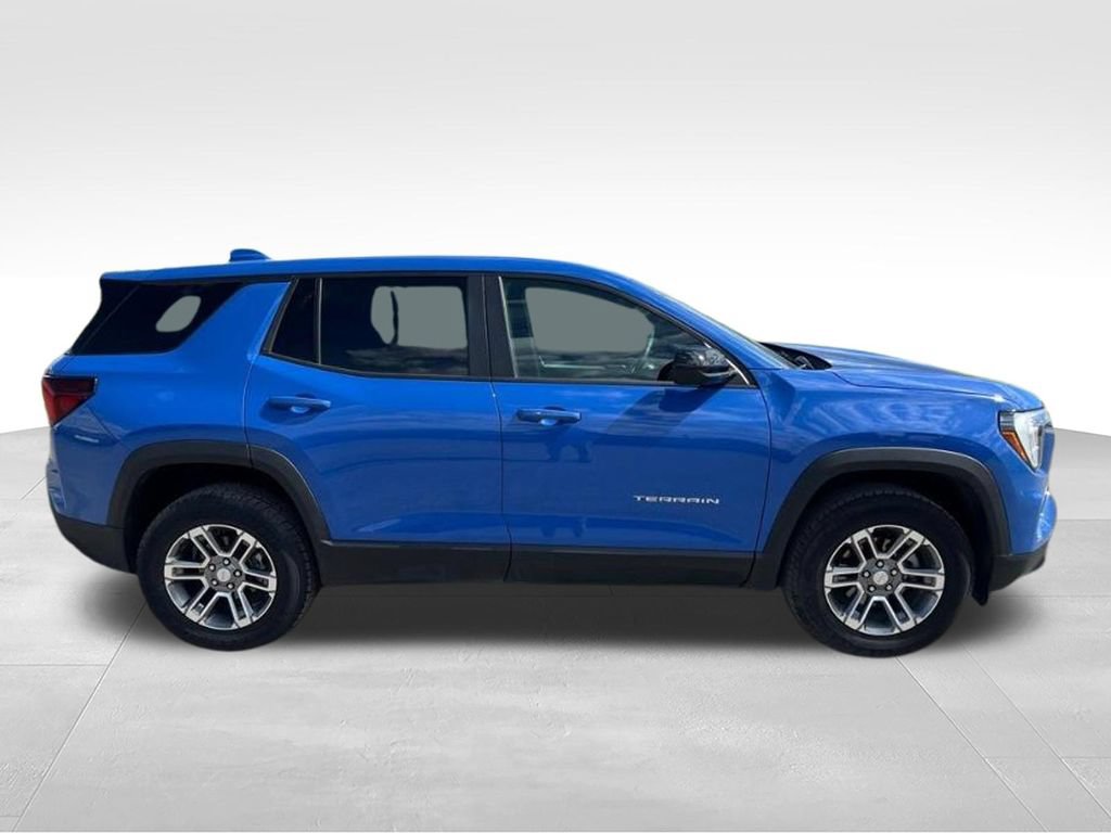 Used 2026 GMC Terrain Elevation AWD/4WD image 4