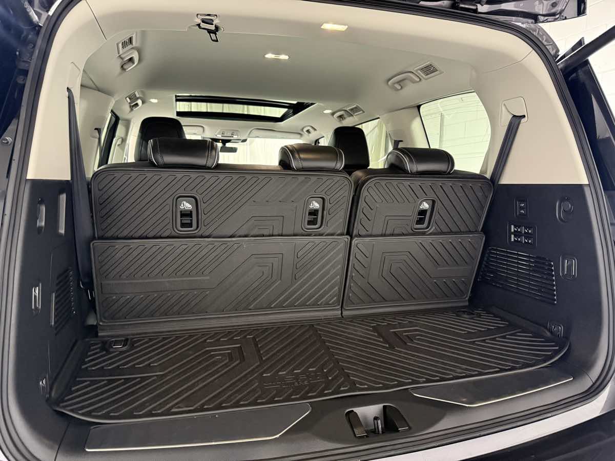 Used 2025 INFINITI QX80 Luxe AWD/4WD image 22
